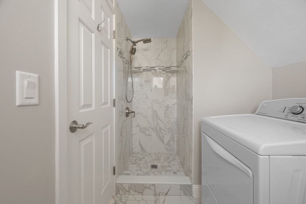 13 Bay Pointe Dr Extension Wareham, MA 02532 - Photo 19 of 32