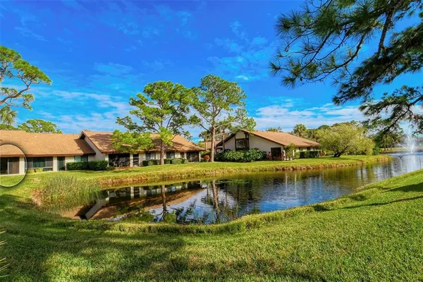 $2,200 | 3131 Windrush Bourne, Unit 22, Sarasota, FL 34235