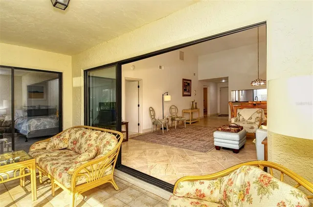 $2,200 | 3131 Windrush Bourne, Unit 22, Sarasota, FL 34235