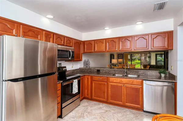 $2,200 | 3131 Windrush Bourne, Unit 22, Sarasota, FL 34235
