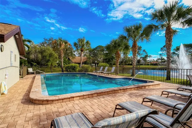 $2,200 | 3131 Windrush Bourne, Unit 22, Sarasota, FL 34235