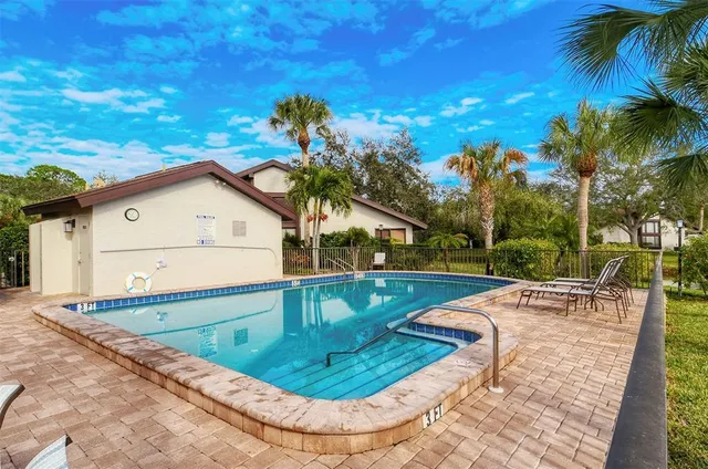 $2,200 | 3131 Windrush Bourne, Unit 22, Sarasota, FL 34235