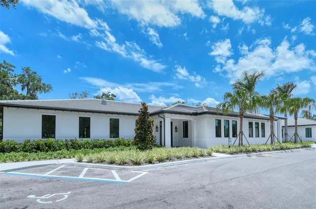 $2,200 | 3131 Windrush Bourne, Unit 22, Sarasota, FL 34235