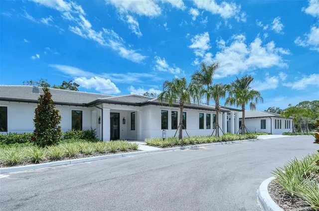 $2,200 | 3131 Windrush Bourne, Unit 22, Sarasota, FL 34235