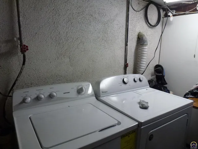 $120,000 | 712 West 6th Avenue, Emporia, KS 66801