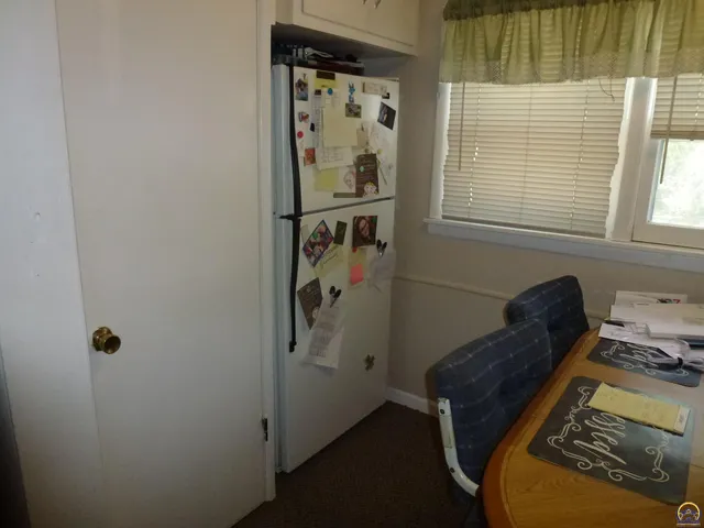 $120,000 | 712 West 6th Avenue, Emporia, KS 66801