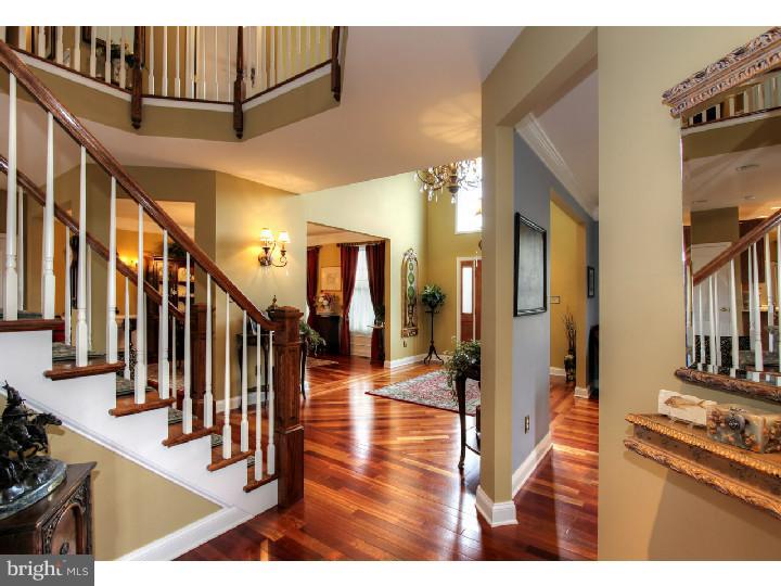 9 Springville Way Mount Laurel, NJ 08054 - Photo 3 of 25 Foyer