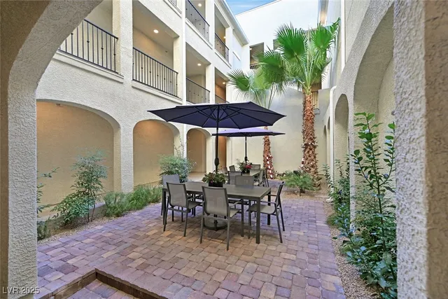 $450,000 | 2555 Hampton Road, Unit 10301, Henderson, NV 89052