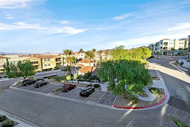 $450,000 | 2555 Hampton Road, Unit 10301, Henderson, NV 89052