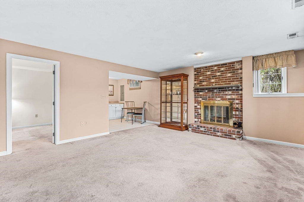 71 Hammersmith Drive Saugus, MA 01906 - Photo 39 of 41 an empty room with windows