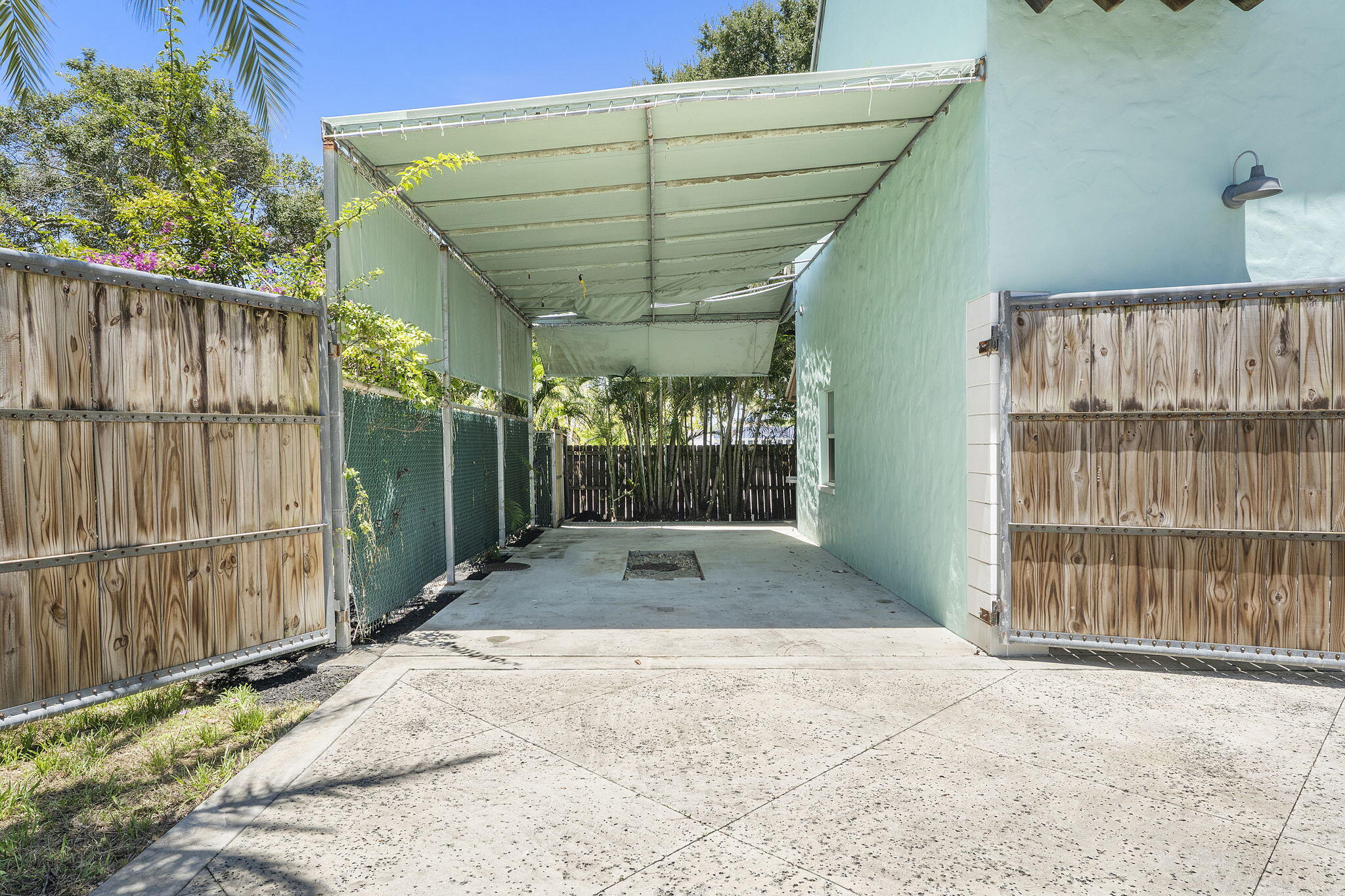 7044 Thompson Road Boynton Beach, FL 33426 - Photo 29 of 43 Nick 29