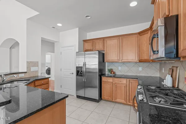 $700,000 | 828 Gillinder Place, Cary, NC 27519