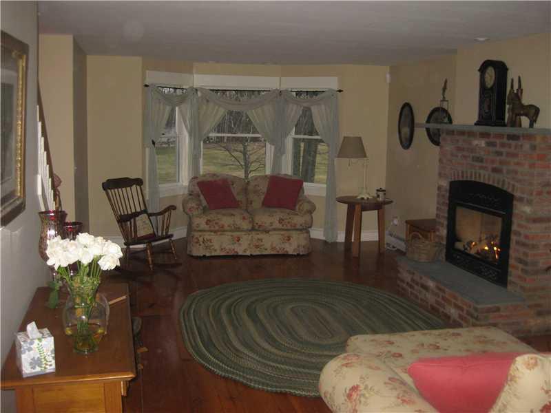 533 Tibbetts Road Exeter, ME 04435 - Photo 10 of 31 Living Room.