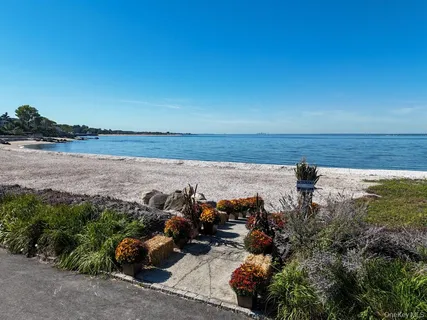 $2,100,000 | 27 Mohring Bay Court, Bayville, NY 11709