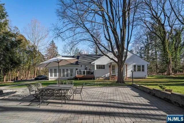 $8,500 | 453 West Saddle River Road, Upper Saddle River, NJ 07458