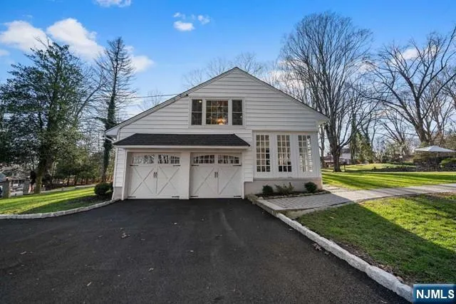 $8,500 | 453 West Saddle River Road, Upper Saddle River, NJ 07458