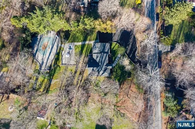 $8,500 | 453 West Saddle River Road, Upper Saddle River, NJ 07458