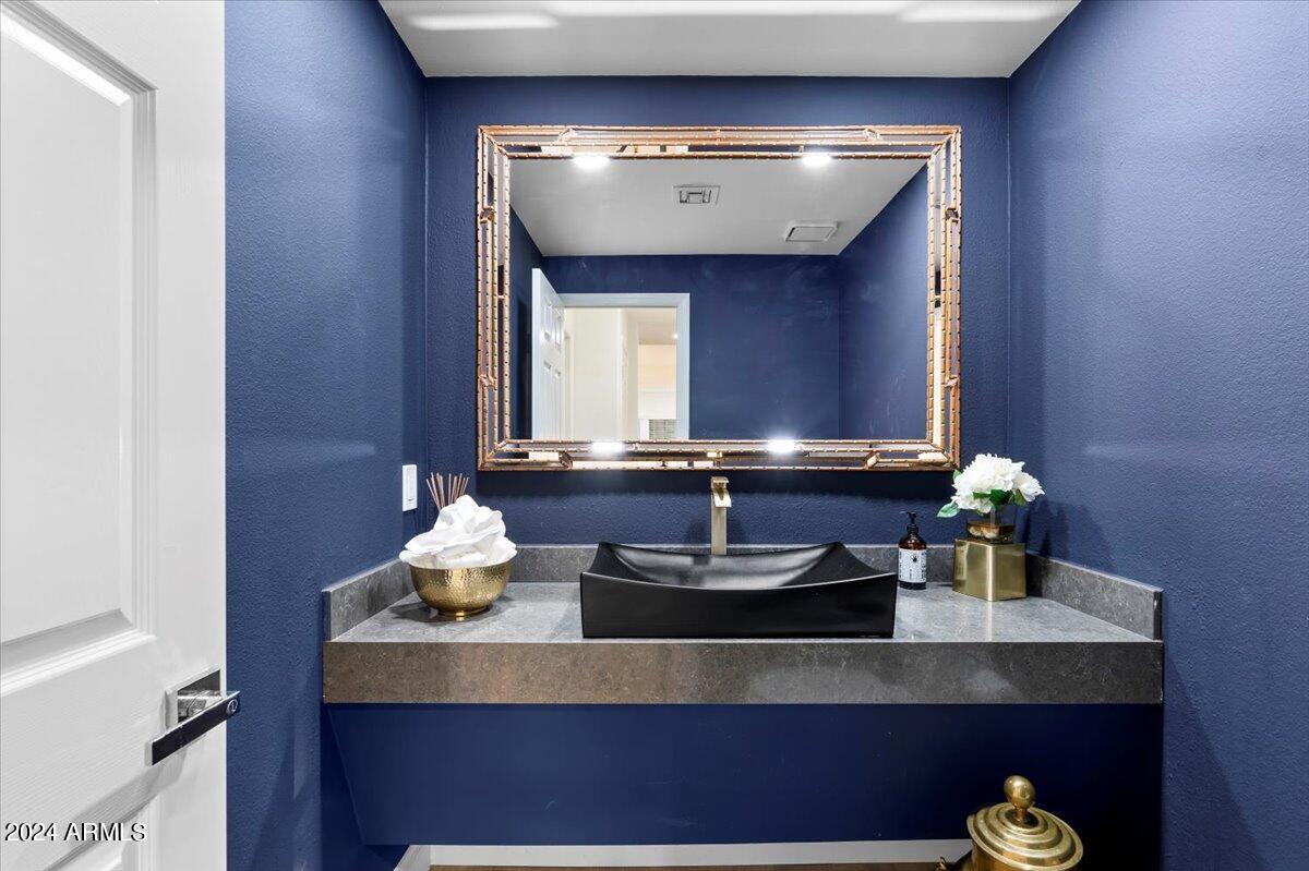 7525 East Gainey Ranch Road, Unit 185 Scottsdale, AZ 85258 - Photo 14 of 46 Half Bath