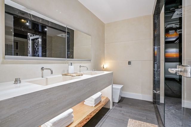 $4,750,000 | 22 Liberty Drive, Unit 9M, Boston, MA 02210