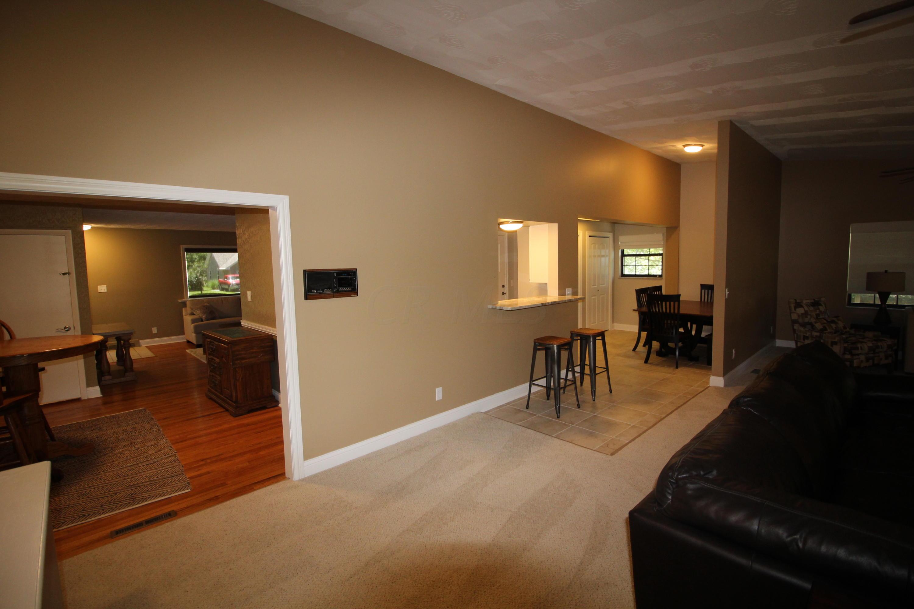 2470 Wickliffe Road Columbus, OH 43221 - Photo 9 of 24 Gallery Image 9