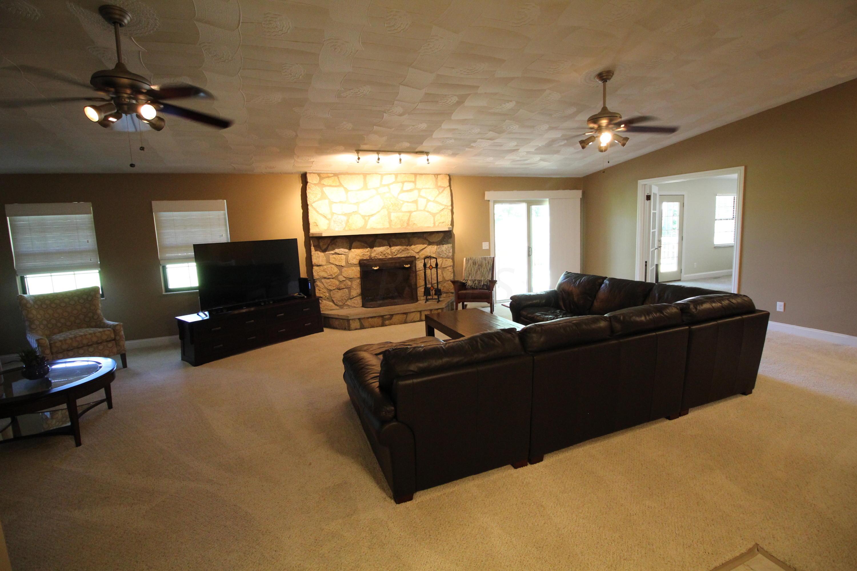 2470 Wickliffe Road Columbus, OH 43221 - Photo 10 of 24 Gallery Image 10