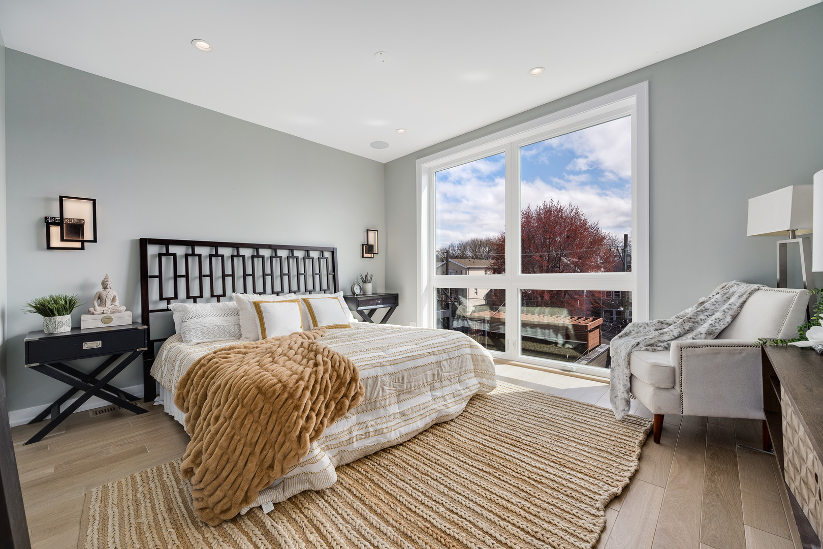 1533 West Barry Avenue, Unit 2 Chicago, IL 60657 - Photo 17 of 26