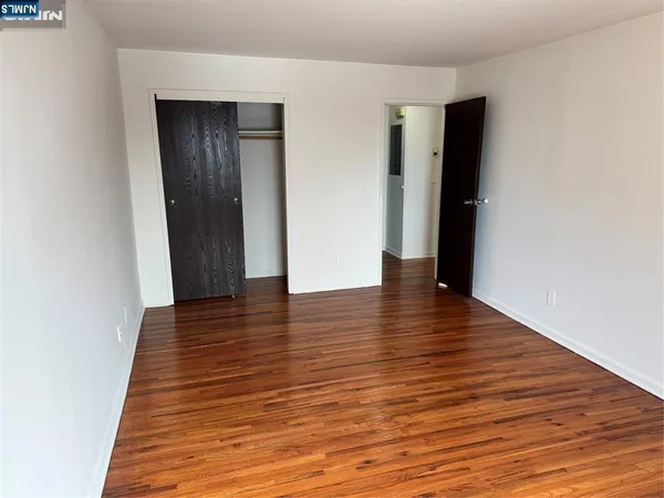 $2,250 | 102 Bellgrove Drive, Unit 3A, Mahwah, NJ 07430