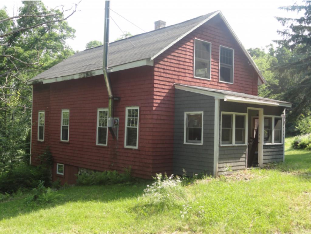 55 Graves Road Keene, NH 03431 - Photo 2 of 10