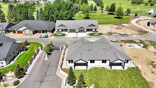 $506,850 | 29 North Country Club Drive, Unit 29, Deer Park, WA 99006