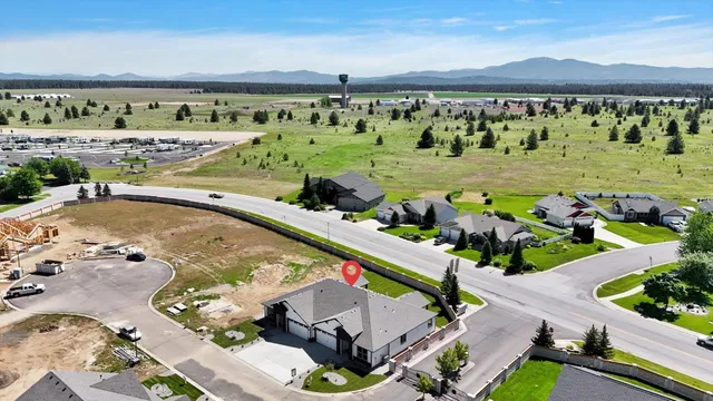 $506,850 | 29 North Country Club Drive, Unit 29, Deer Park, WA 99006