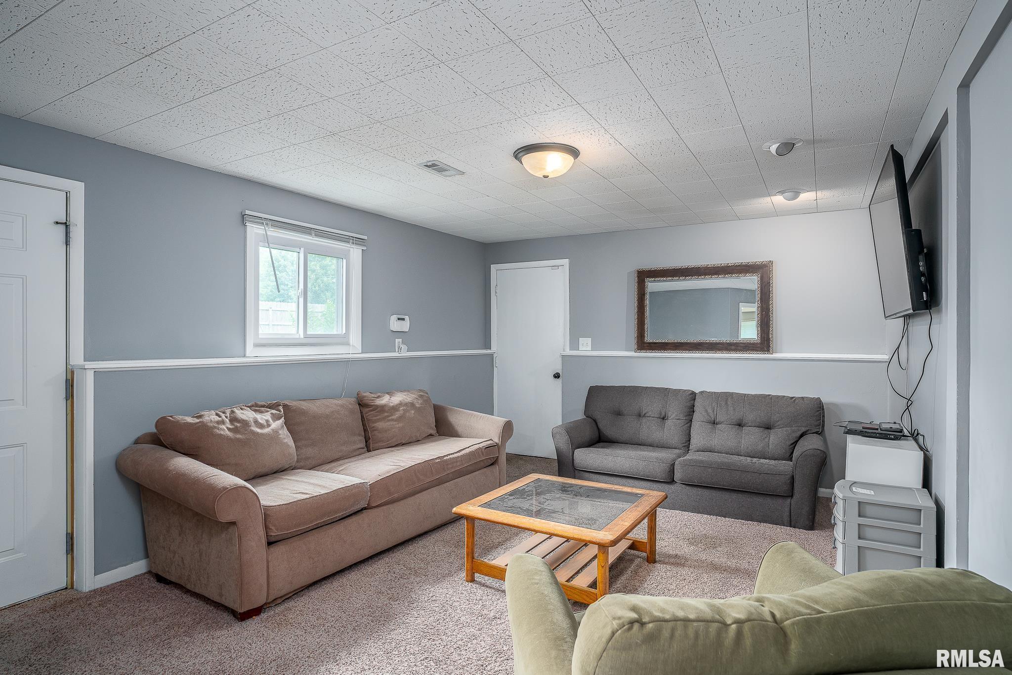 754 West 46th Street Davenport, IA 52806 - Photo 12 of 19