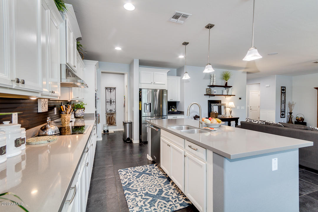 20029 Rosa Road Queen Creek, AZ 85142 - Photo 12 of 40 15-Rosa