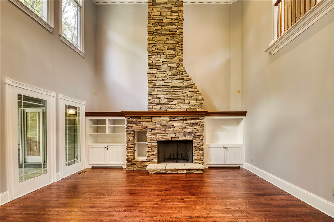 112 Limelight Drive Anderson, SC 29621 - Photo 12 of 47 Living Room