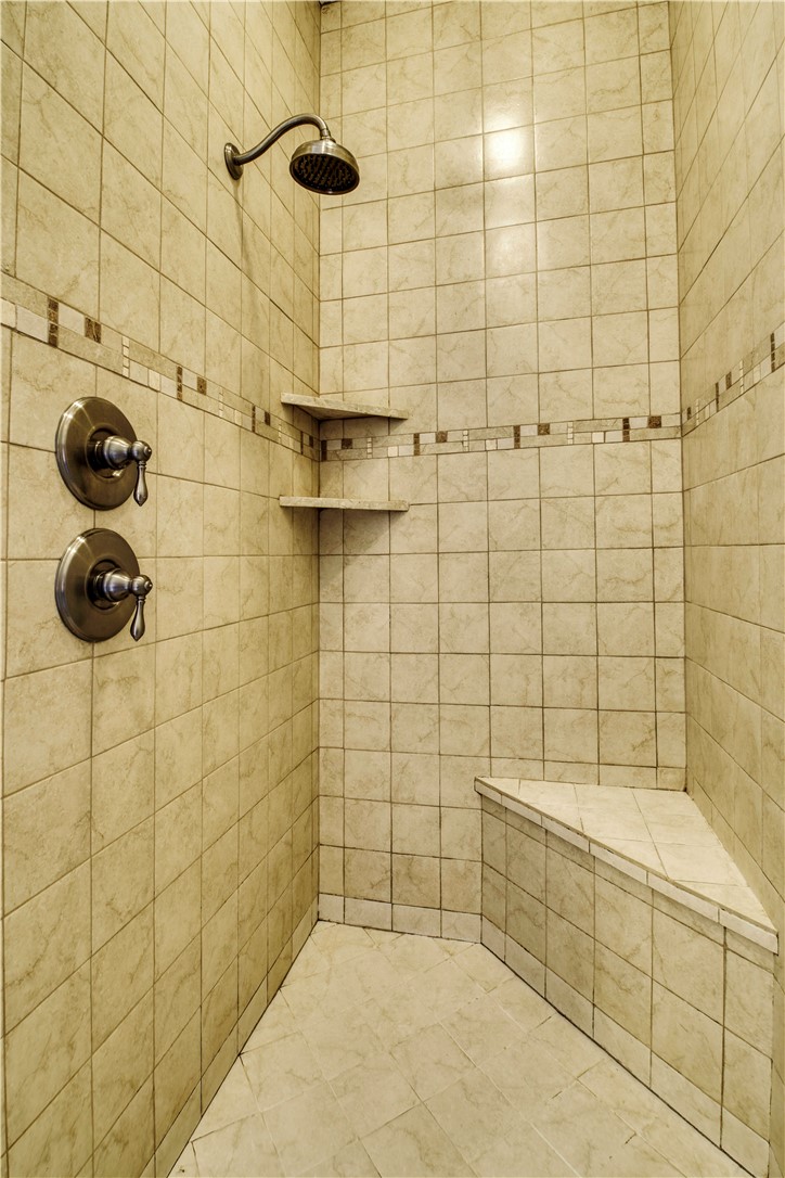 112 Limelight Drive Anderson, SC 29621 - Photo 23 of 47 Master Suite