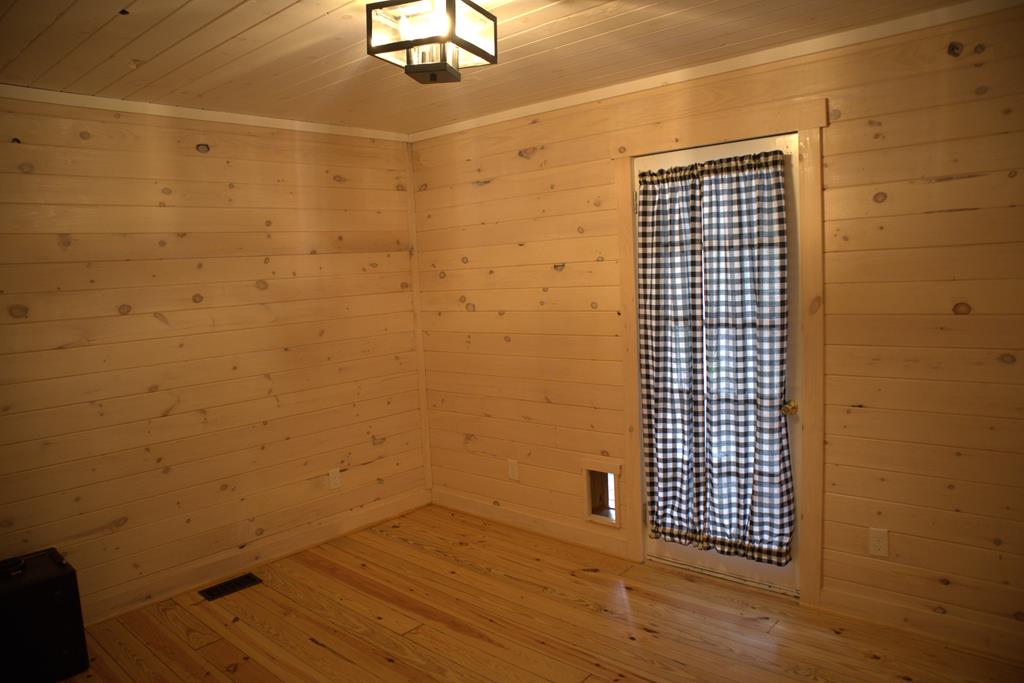 8249 Boardtown Road Ellijay, GA 30540 - Photo 23 of 71 Office/spare bedroom