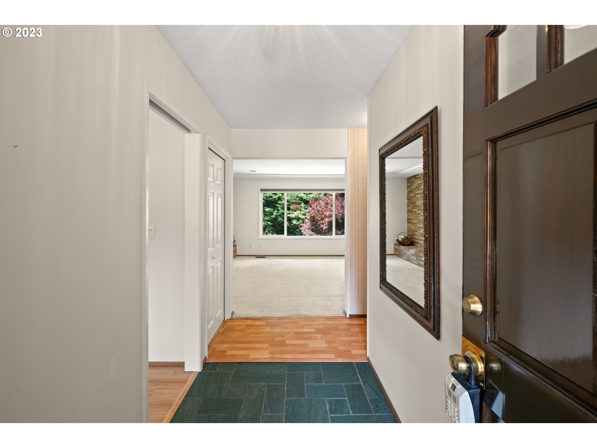 3531 Southwest Iowa Street Portland, OR 97221 - Photo 4 of 44 Gallery Image 4