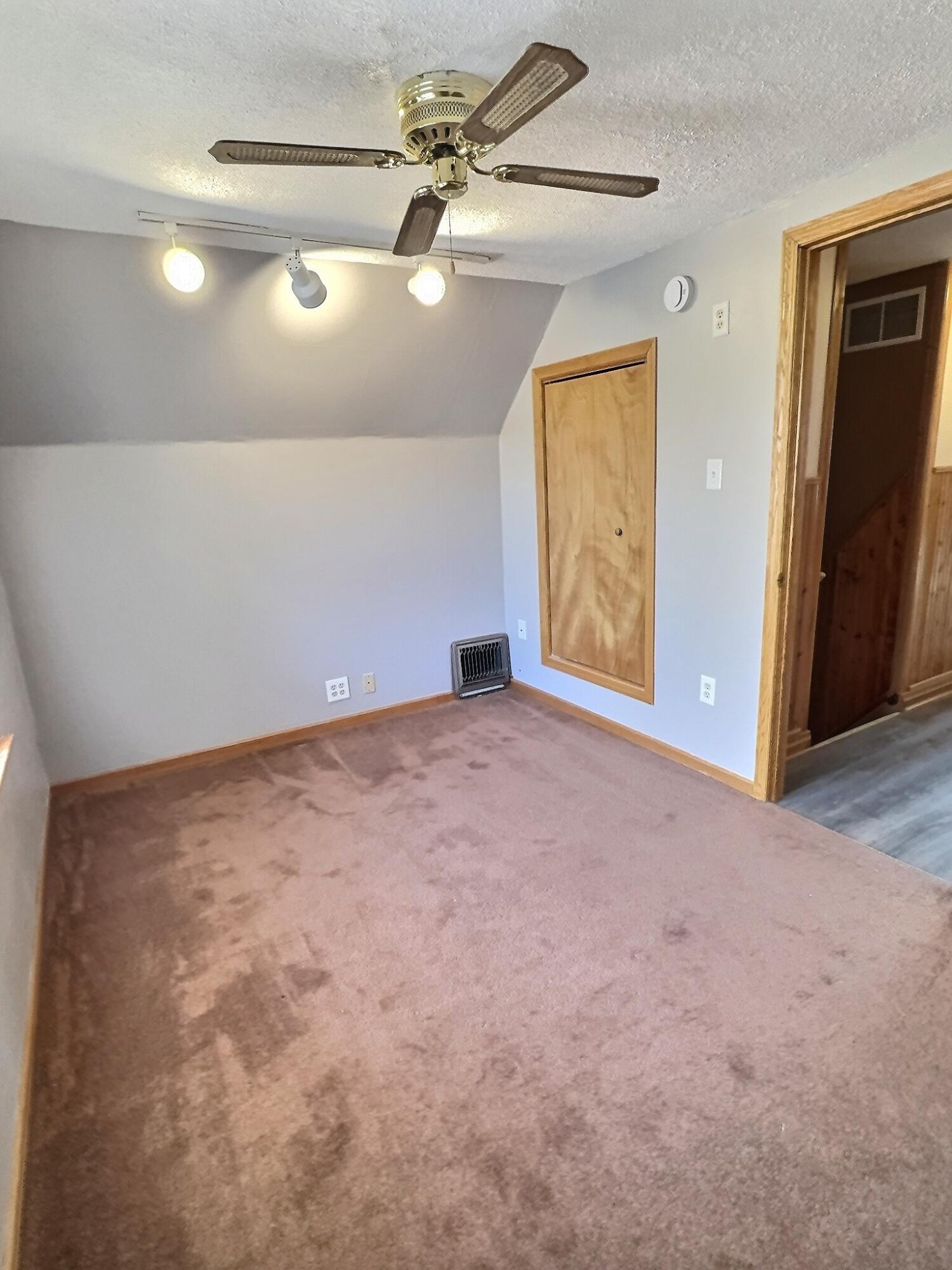 809 Academy Street Valparaiso, IN 46383 - Photo 13 of 22 1500x2000