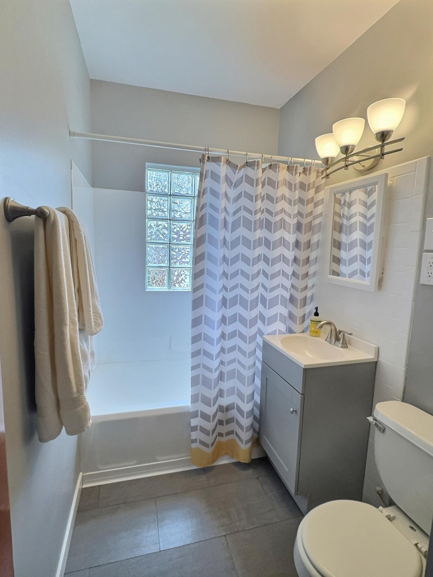 809 Academy Street Valparaiso, IN 46383 - Photo 5 of 22 1500x2000