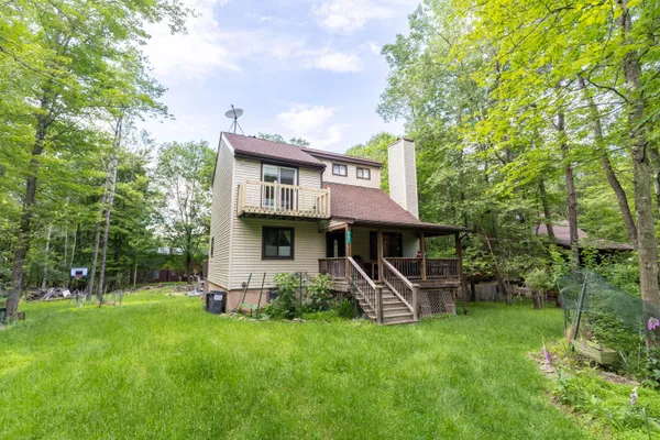 $350,000 | 88 Wild Turkey Circle, Lake Ariel, PA 18436