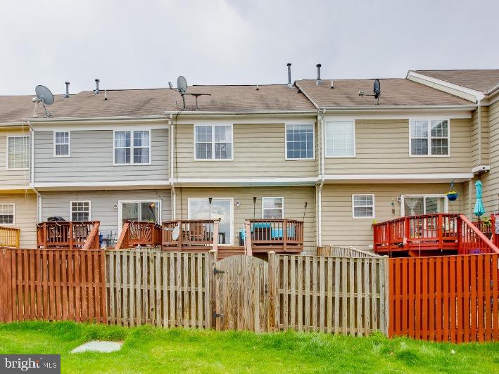 42912 Golf View Drive Chantilly, VA 20152 - Photo 32 of 39 Open Space behind Townhouse