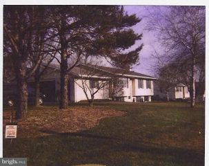 800 Kimmerlings Road Lebanon, PA 17046 - Photo 1 of 7 Gallery Image 1
