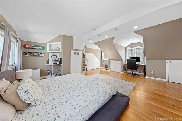 $12,000 | 41 Burr Farms Road, Westport, CT 06880