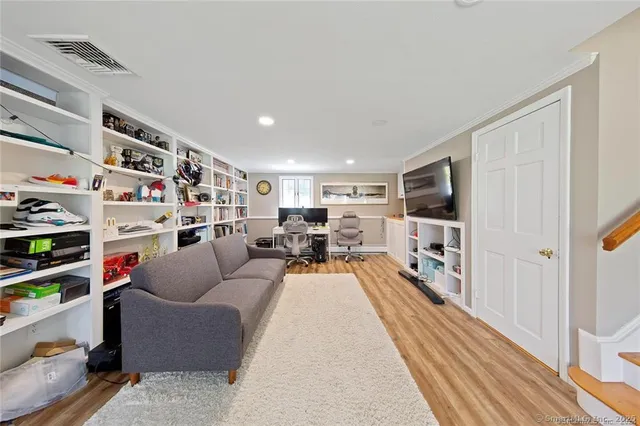 $12,000 | 41 Burr Farms Road, Westport, CT 06880