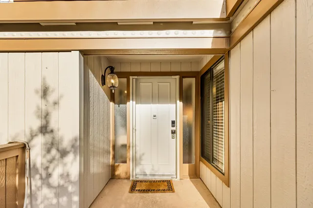 a view of a entryway