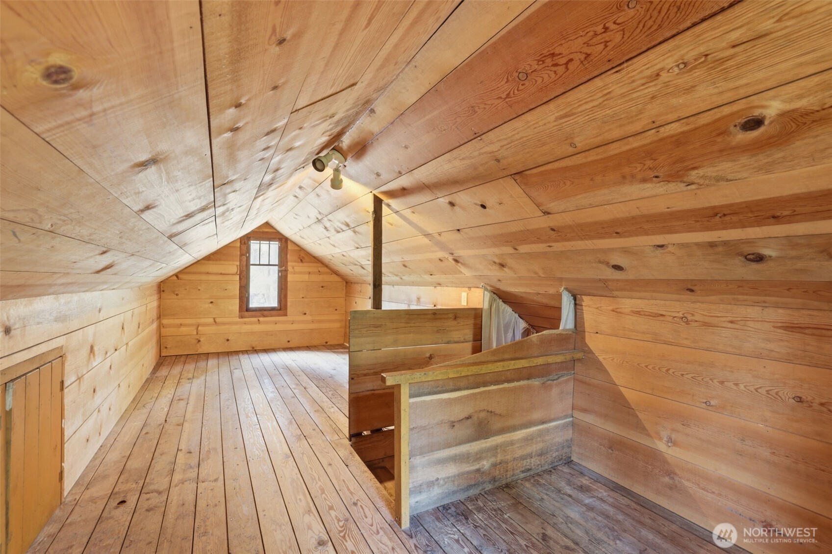 881 Lake Cabins Road Ronald, WA 98940 - Photo 13 of 23 Gallery Image 13