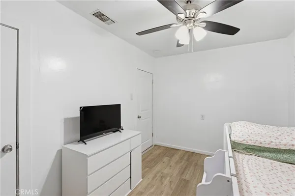 $799,999 | 718 South Poinsettia Avenue, Compton, CA 90221