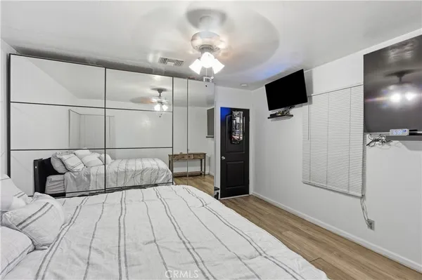 $799,999 | 718 South Poinsettia Avenue, Compton, CA 90221