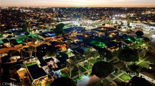 $799,999 | 718 South Poinsettia Avenue, Compton, CA 90221