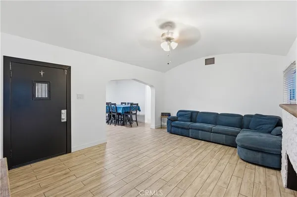 $799,999 | 718 South Poinsettia Avenue, Compton, CA 90221