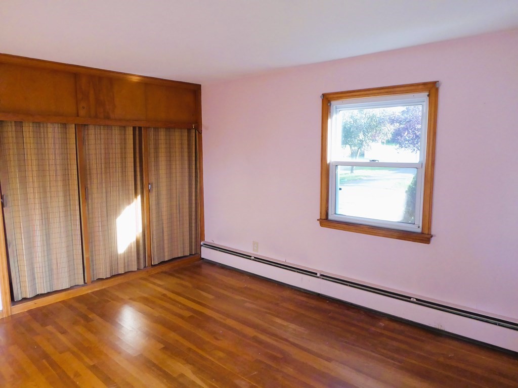 24 Ranger Street South Hadley, MA 01075 - Photo 11 of 33 Gallery Image 11